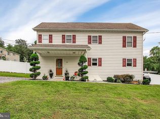 15 Huff Rd, Hanover, PA 17331