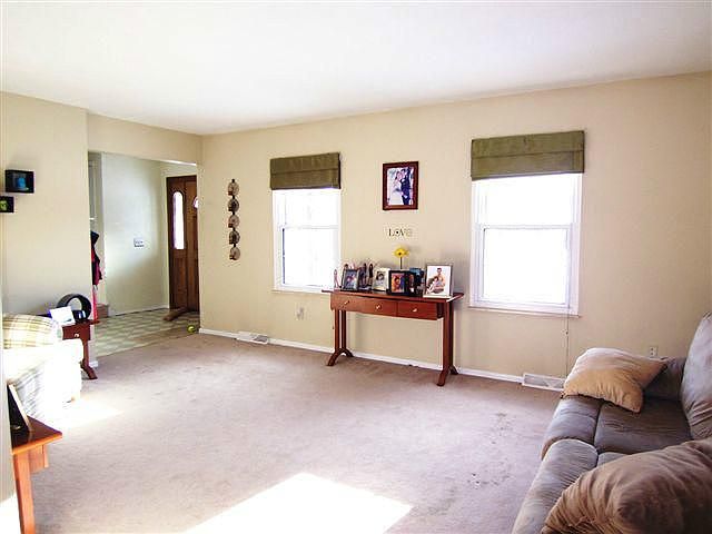 2nd image of 6088 Saddlewood Dr