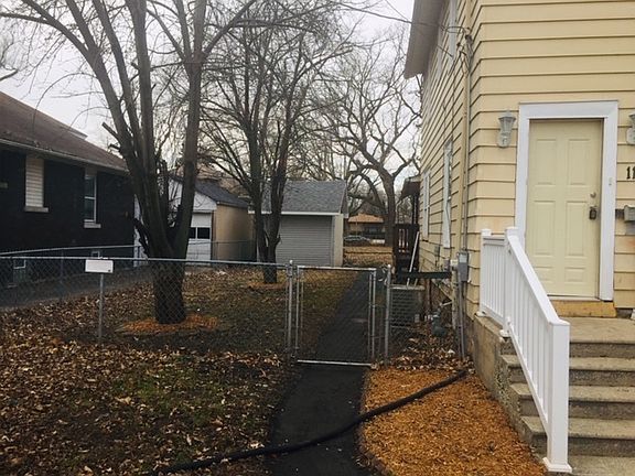 2nd image of 115 Willow Ave