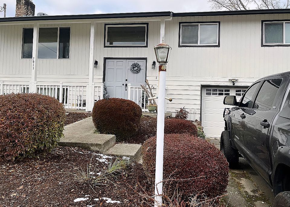 1st image of 7011 61st Pl NE