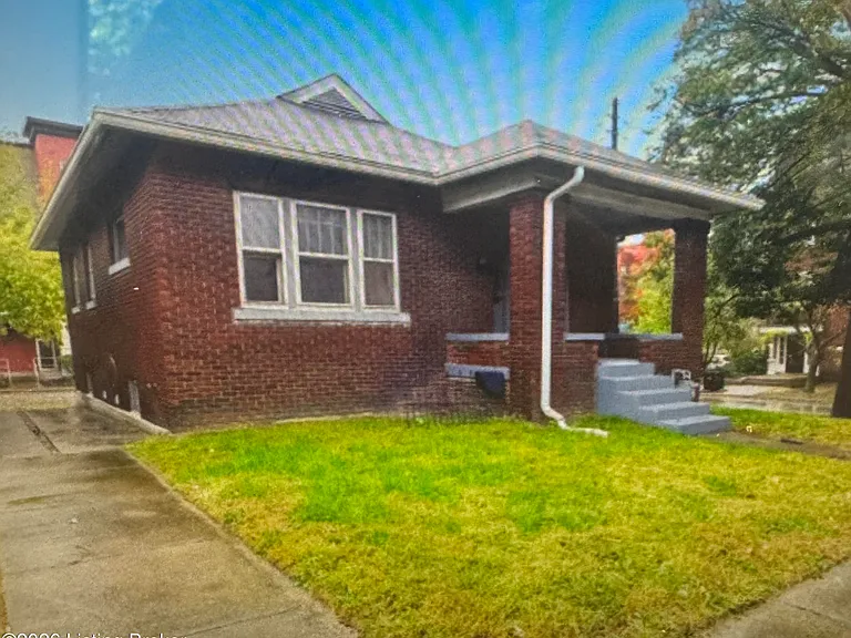 2 Eutropia Ct — Photo 1