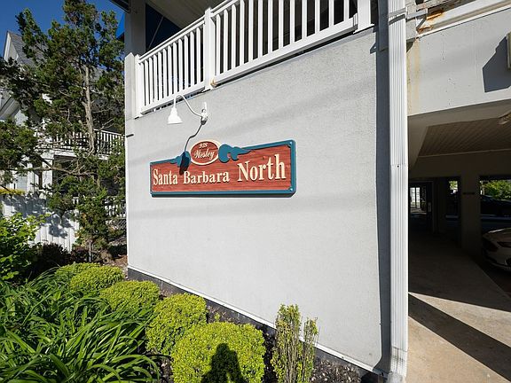 2nd image of 928 Wesley Ave #503