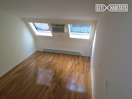 Rented by Citi Habitats | media 19
