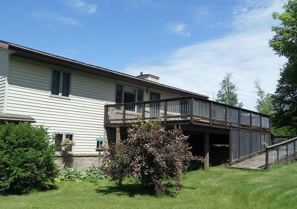 View of large front deck