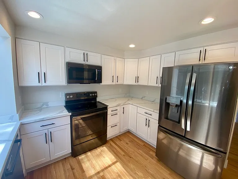 650 Jasmine Pl NW — Photo 8