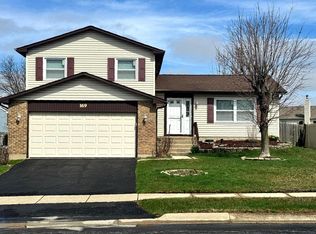 169 Pebblecreek Trl, Carol Stream, IL