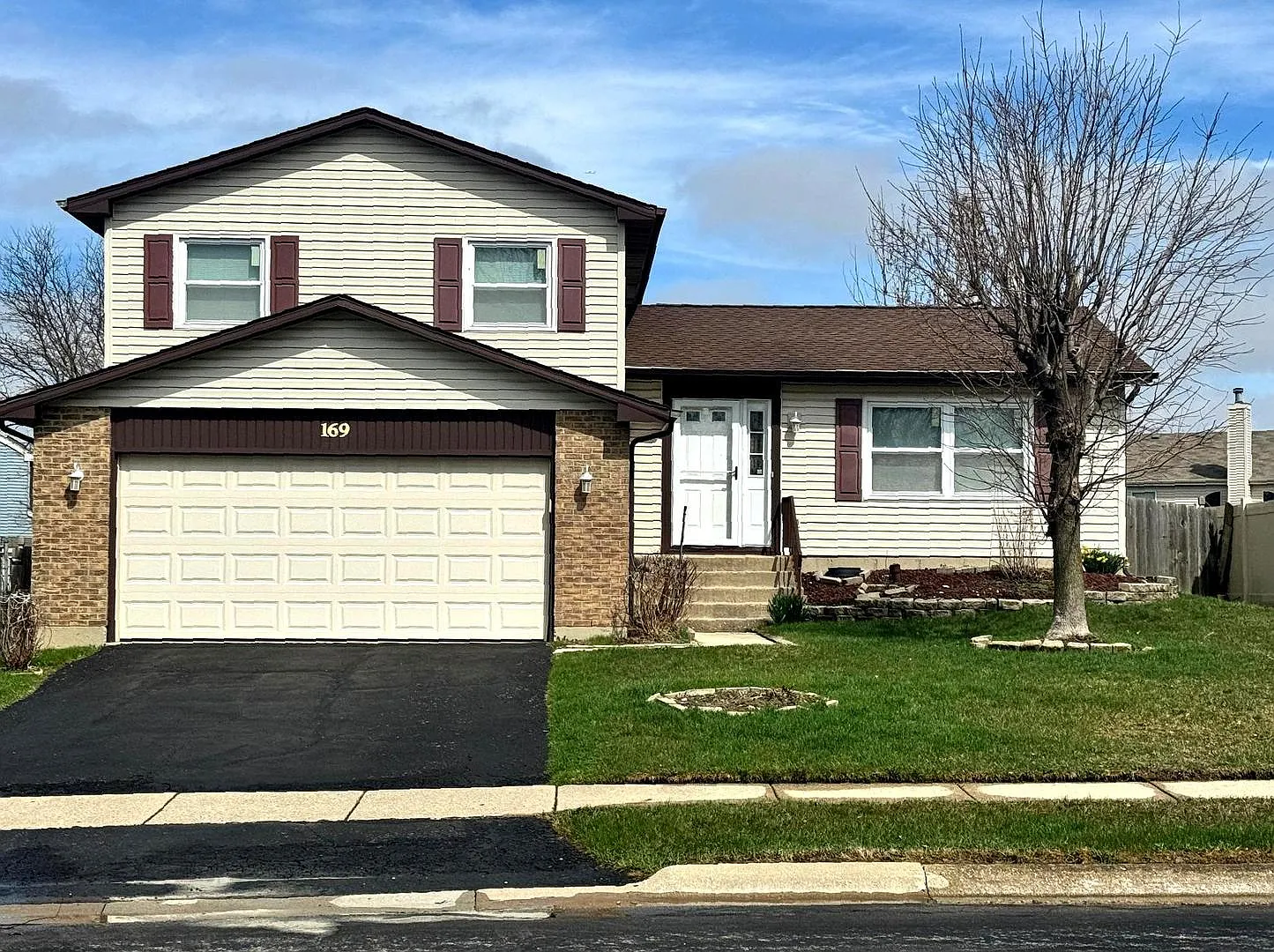 169 Pebblecreek Trl photo 1
