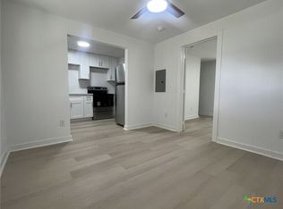 201 Lowery Drive, Pt Lavaca, TX 77979