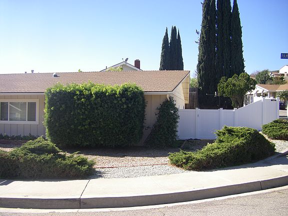 2nd image of 1917 Pamela Ln