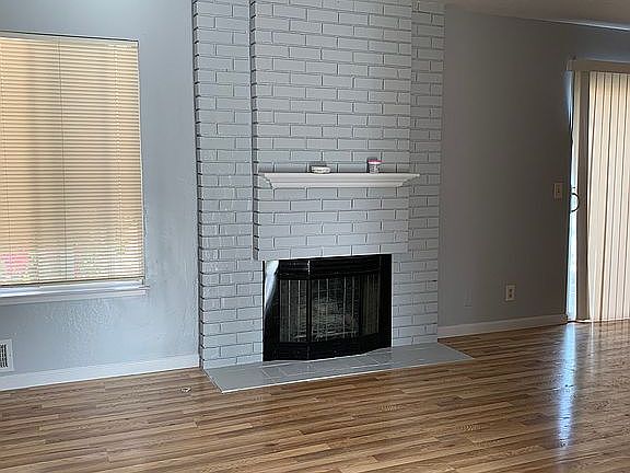 2nd image of 498 Richfield Dr