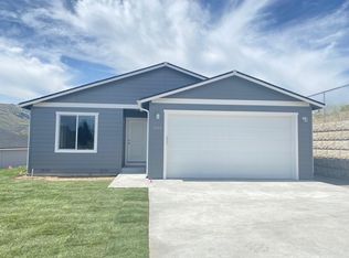 1094 S Nevada Ave, East Wenatchee, WA 98802