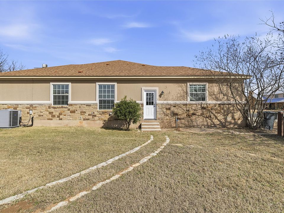 1st image of 1208 Spotted Fawn Trl