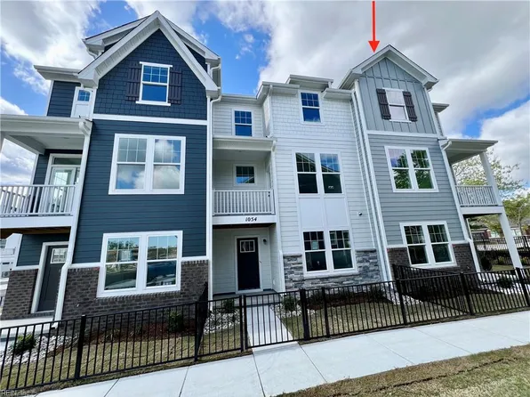 1052 Butte Ln, Chesapeake, VA 23320