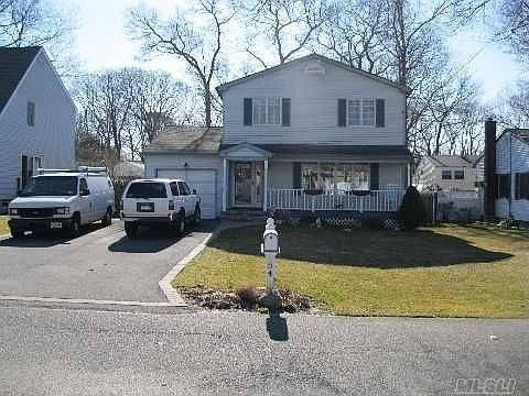 3rd image of 54 Putnam Ave