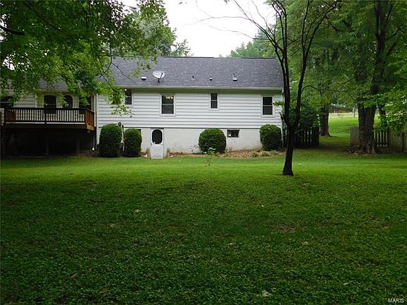 3rd image of 212 W Pottle Ave