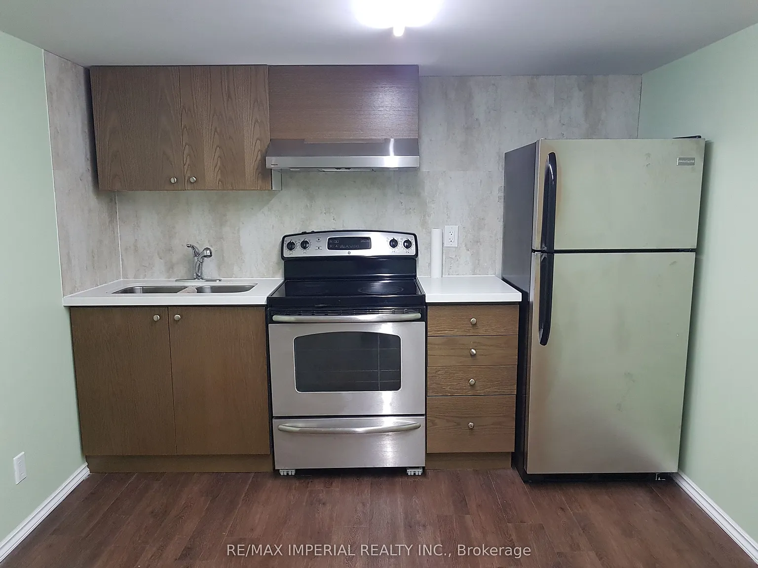 Studio, $1,300 — Photo 3