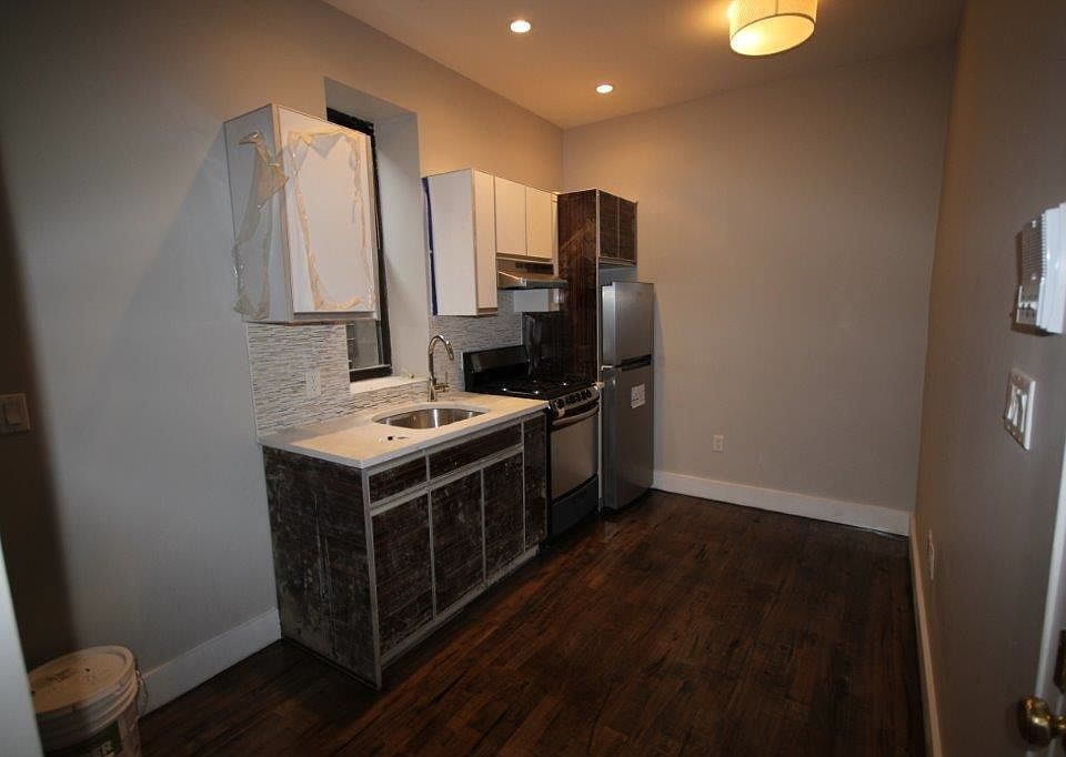 1st image of 142 Scholes St #2AAR