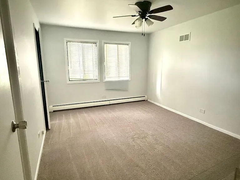 14723 Kilpatrick Ave — Photo 10
