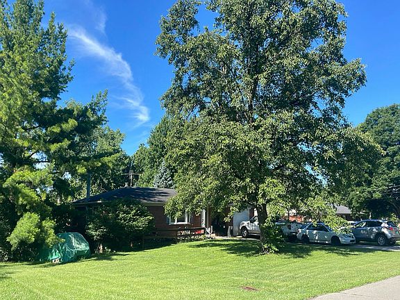 3rd image of 7217 Elkwood Dr