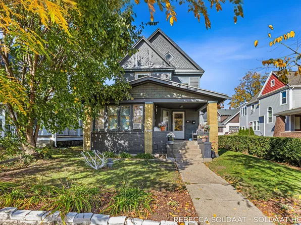 1057 Bridge St NW, Grand Rapids, MI 49504