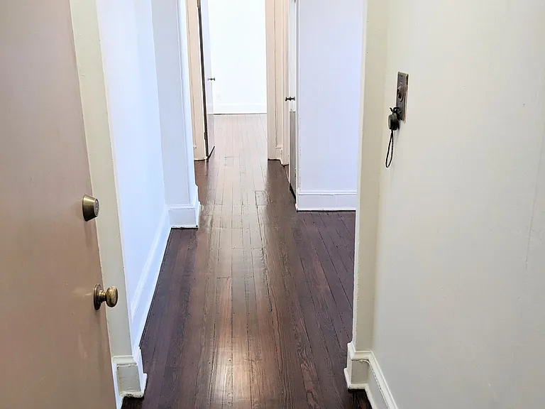 Entry to apartment