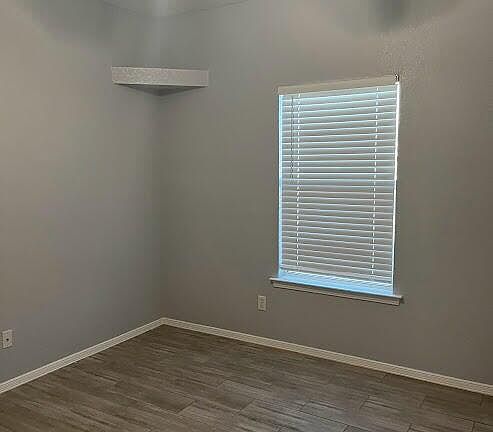 4th image of 9885 Taj Mahal St