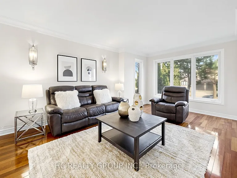 23 Brookeview Dr — Photo 4