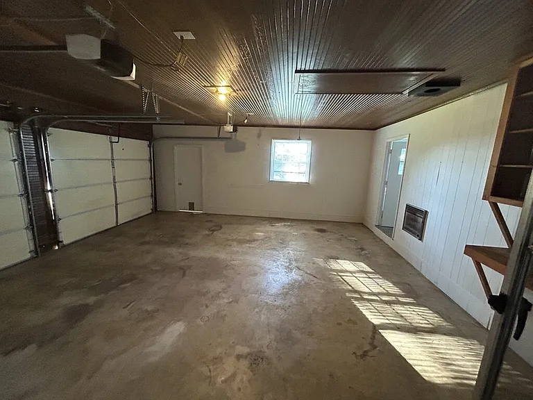 660 Fairground St — Photo 20