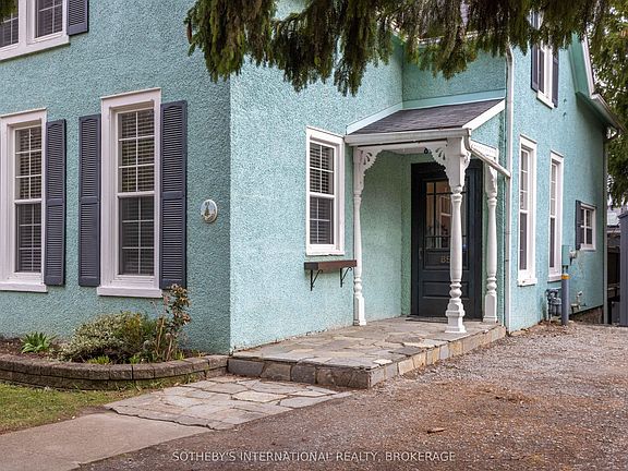 3rd image of 85 Ricardo St