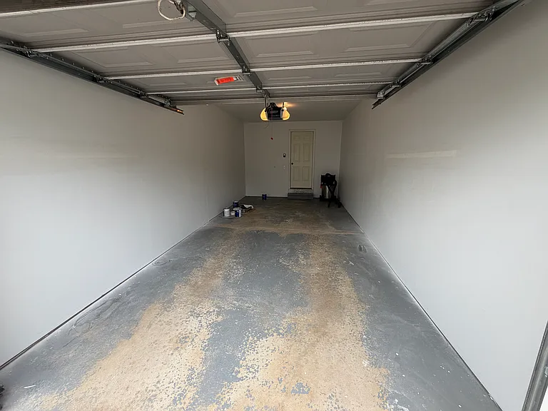 102 Riversedge Dr — Photo 25