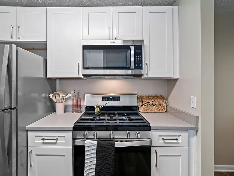 Cherry Tree Village Apartments — Photo 261