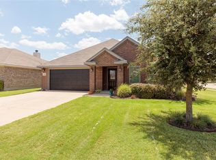 1025 Micah Rd, Burleson, TX 76028
