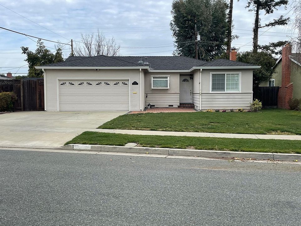 1st image of 5023 Paseo Olivos