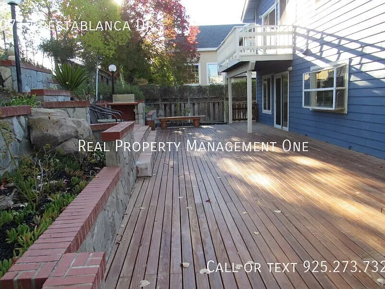 3071 Crestablanca Dr — Photo 52