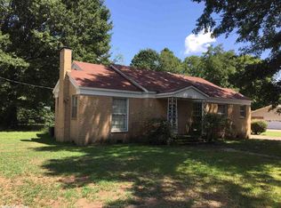 320 N Mercer, Mineral Springs, AR 71851