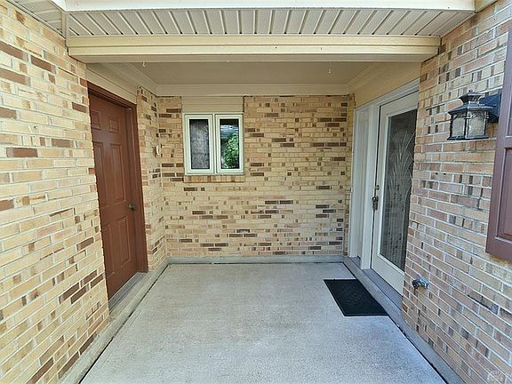 3rd image of 786 Hidden Cir