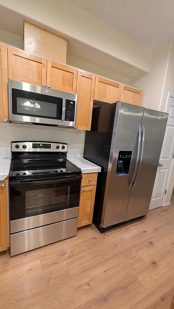 3 bed, 2.5 bath, 1444 sqft, $2,095 — Photo 4