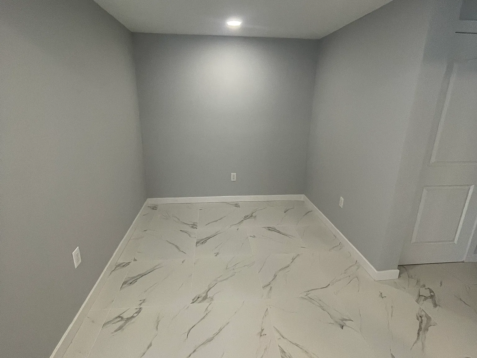 3 bed, 1000 sqft, $3,500 — Photo 4