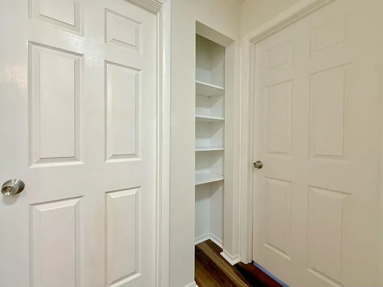 2608 N Avery St #29 — Photo 4