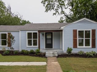 204 Almond St, Waxahachie, TX