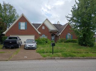 8941 Dewberry Ln, Cordova, TN 38016