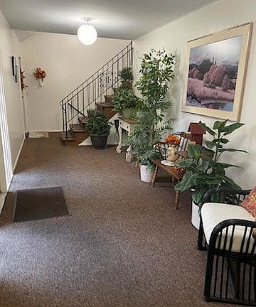 4th image of 4908 W Oakwood Dr
