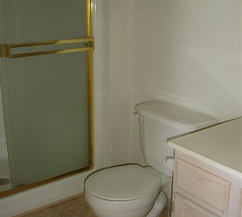 5th image of 101 NE Sunshine St APT A