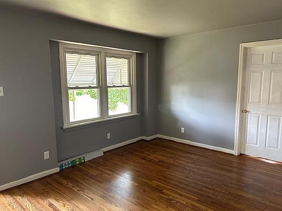 3rd image of 3639 San Jose Ln
