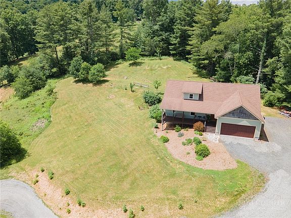 2nd image of 390 Mount Valley Drive