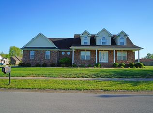 219 Jade Dr, Smiths Grove, KY 42171