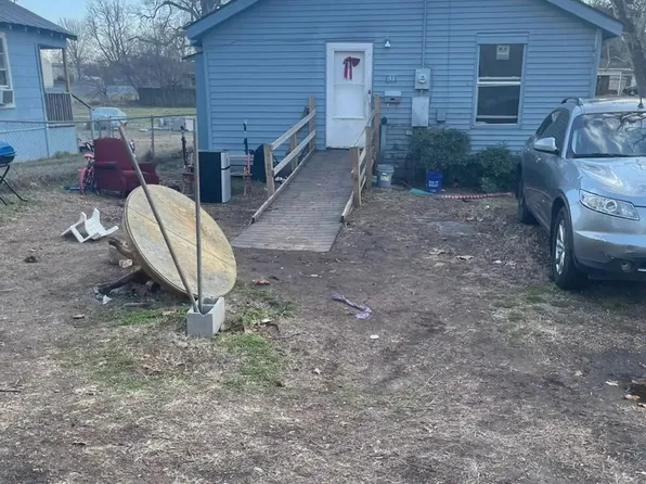 611 Montgomery St, Bossier City, LA 71111