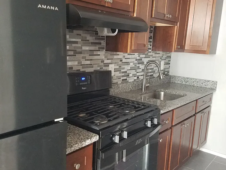 368 North Taylor Avenue — Photo 17