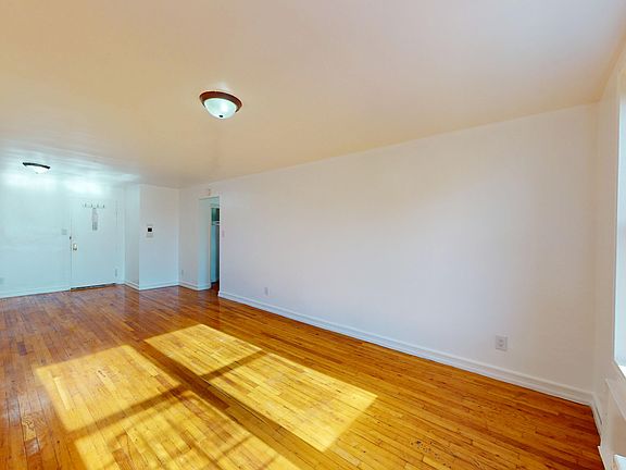 4th image of 3413 Avenue H APT 6F