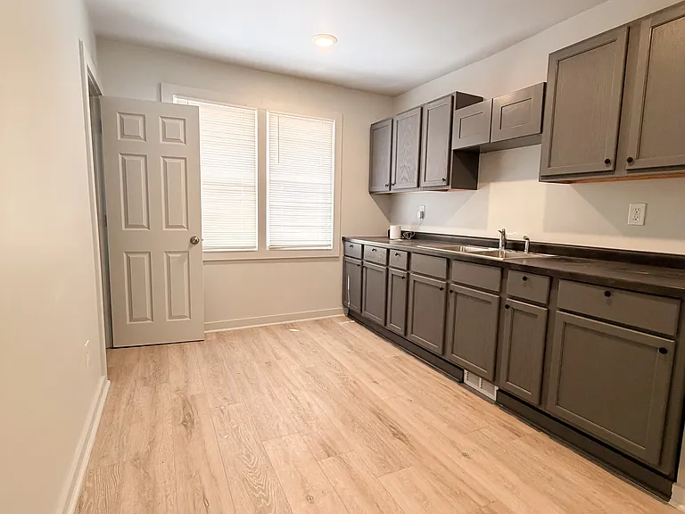 13395 Maiden St — Photo 6